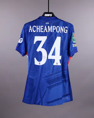 来自Chelsea的Joshua Acheampong球衣