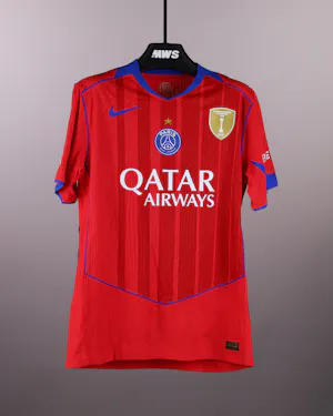 来自Paris Saint-Germain的Ousmane Dembélé球衣