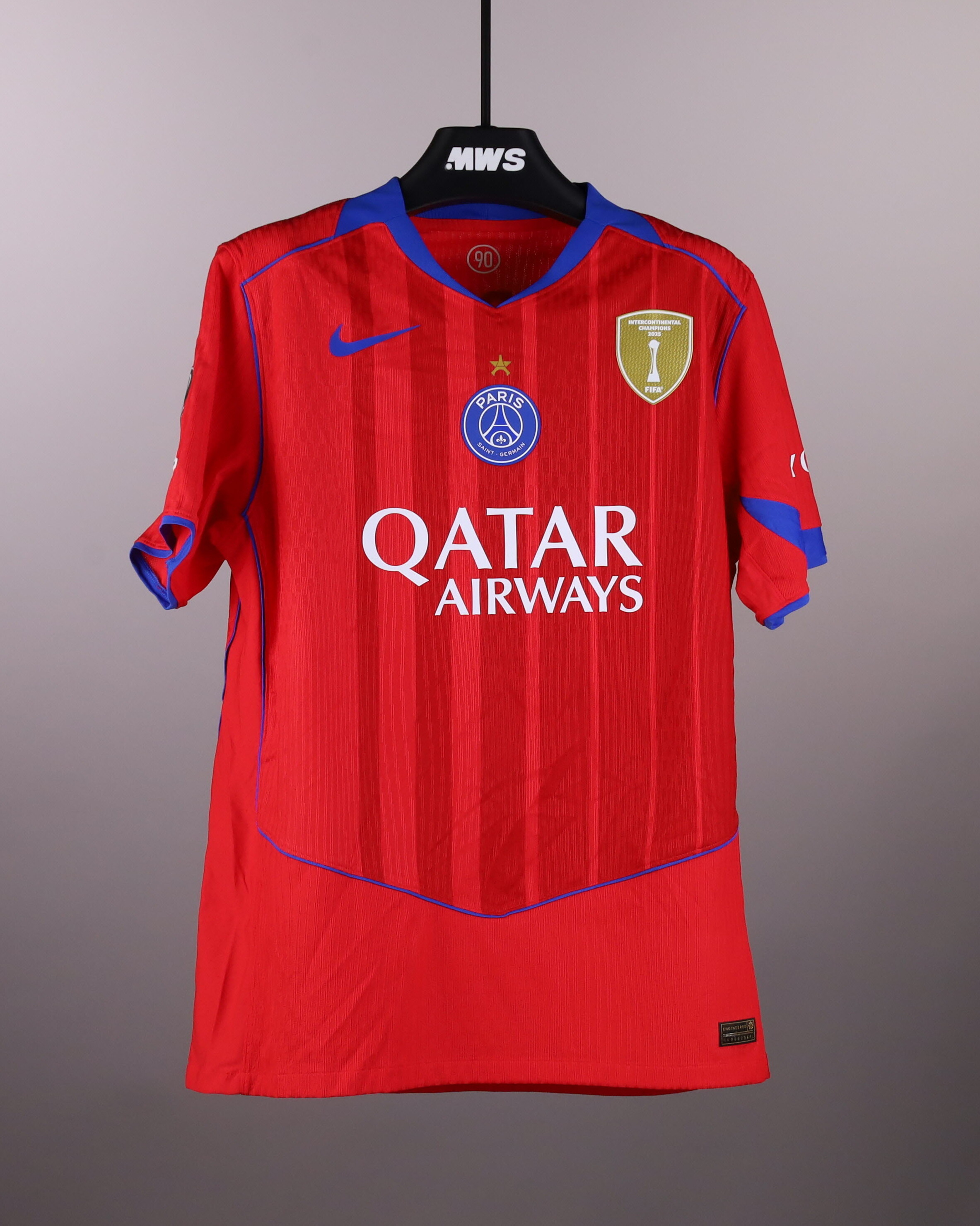 Bradley Barcola Paris Saint-Germain shirt