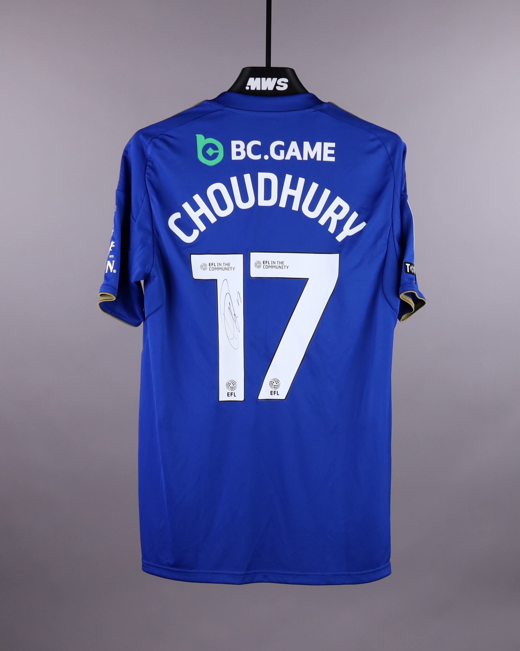 Official Leicester City Soccer Game-Worn Jerseys Auctions