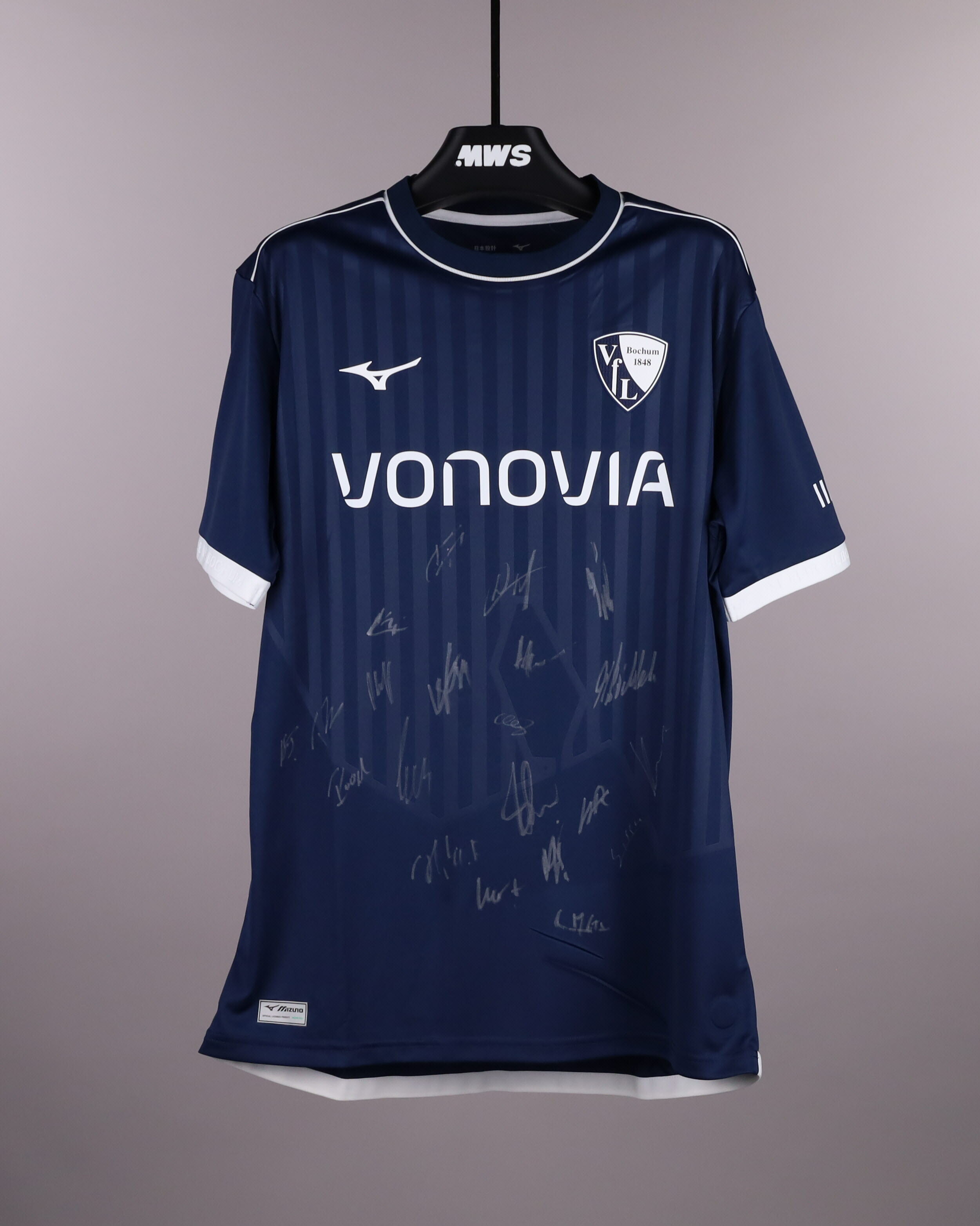 Squad Signed Home Shirt | MatchWornShirt