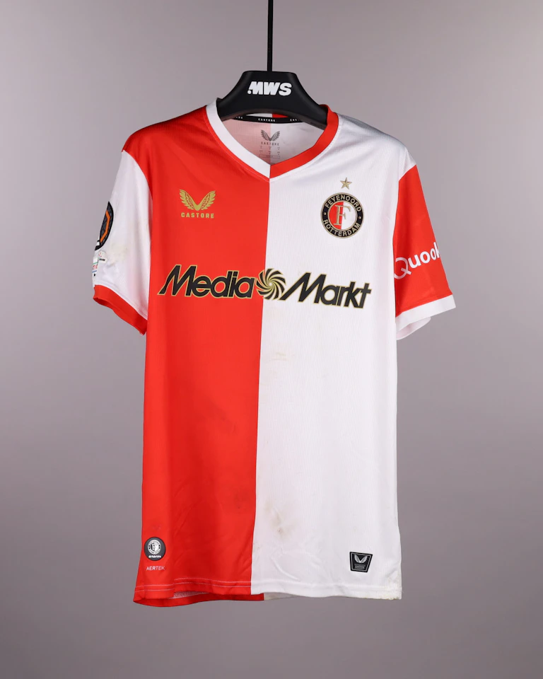 来自Feyenoord的Jordan Lotomba球衣