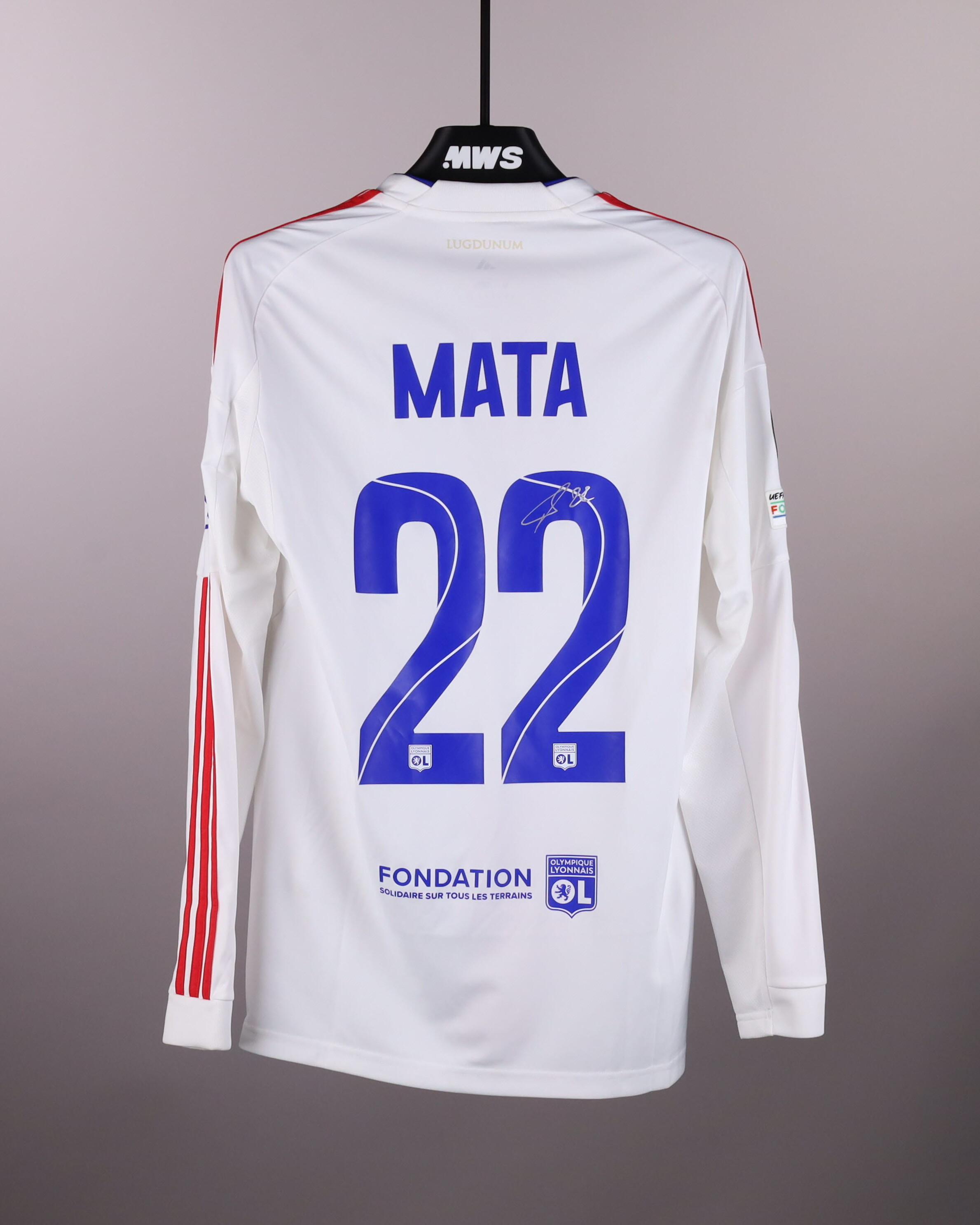 Clinton Mata Olympique Lyonnais shirt