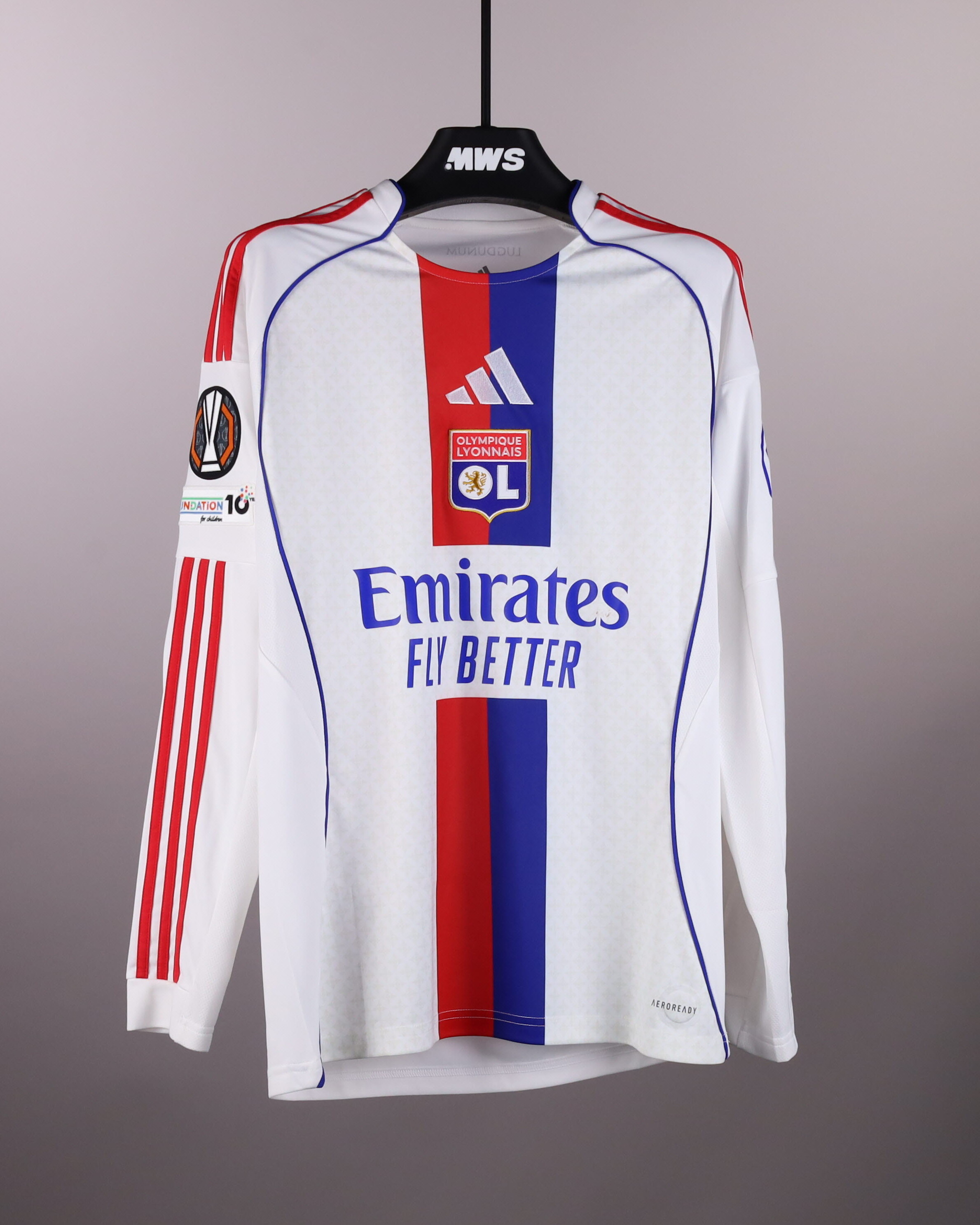 Clinton Mata Olympique Lyonnais shirt