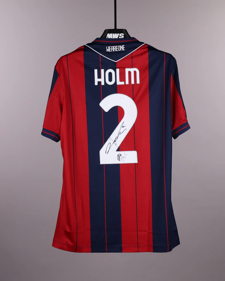 来自Bologna Fc 1909的Emil Holm球衣
