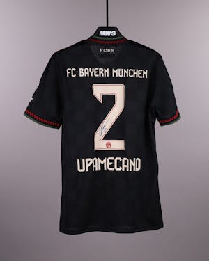 Dayot Upamecano FC Bayern München shirt