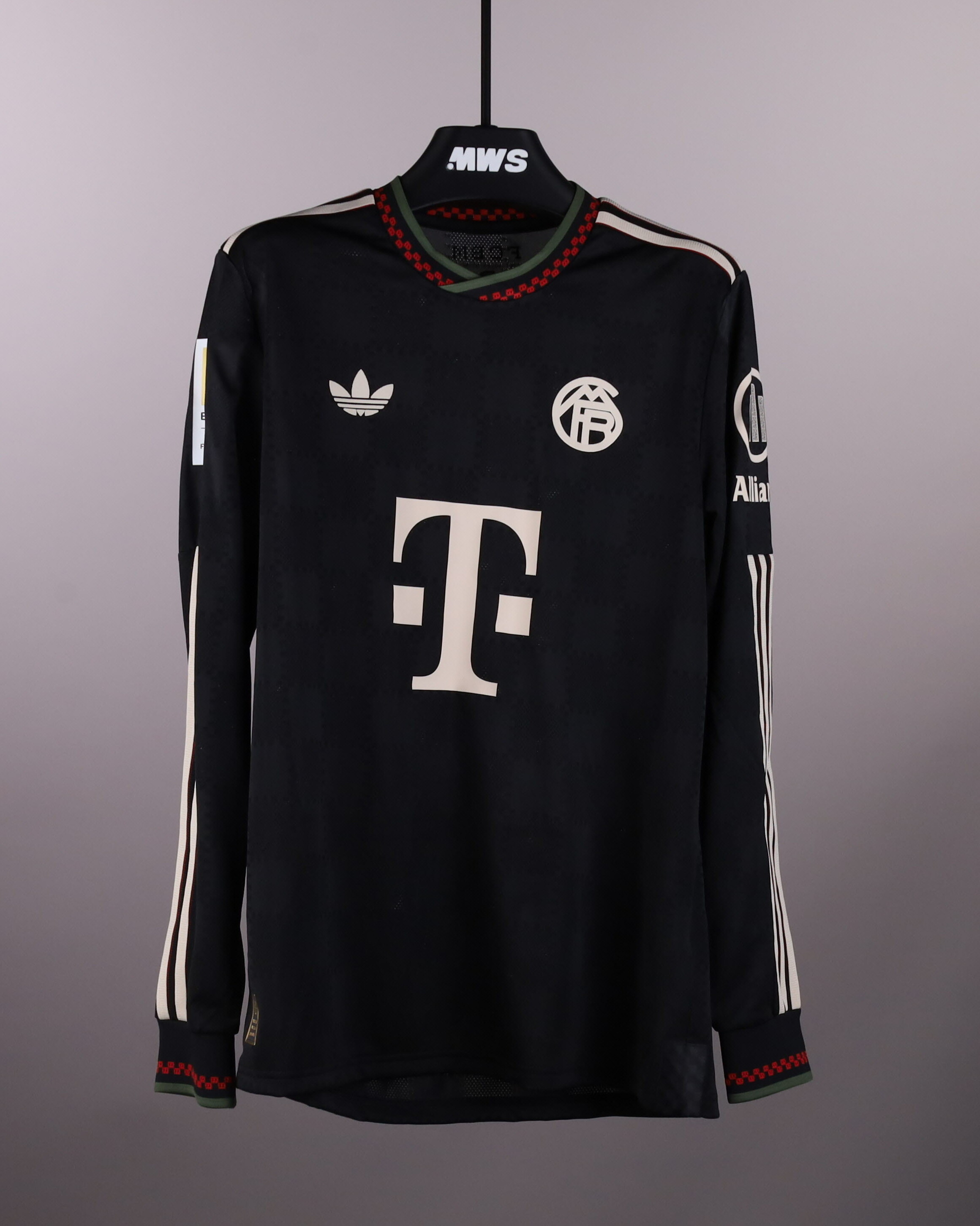 Michael Olise | RB Leipzig - FC Bayern München | MatchWornShirt