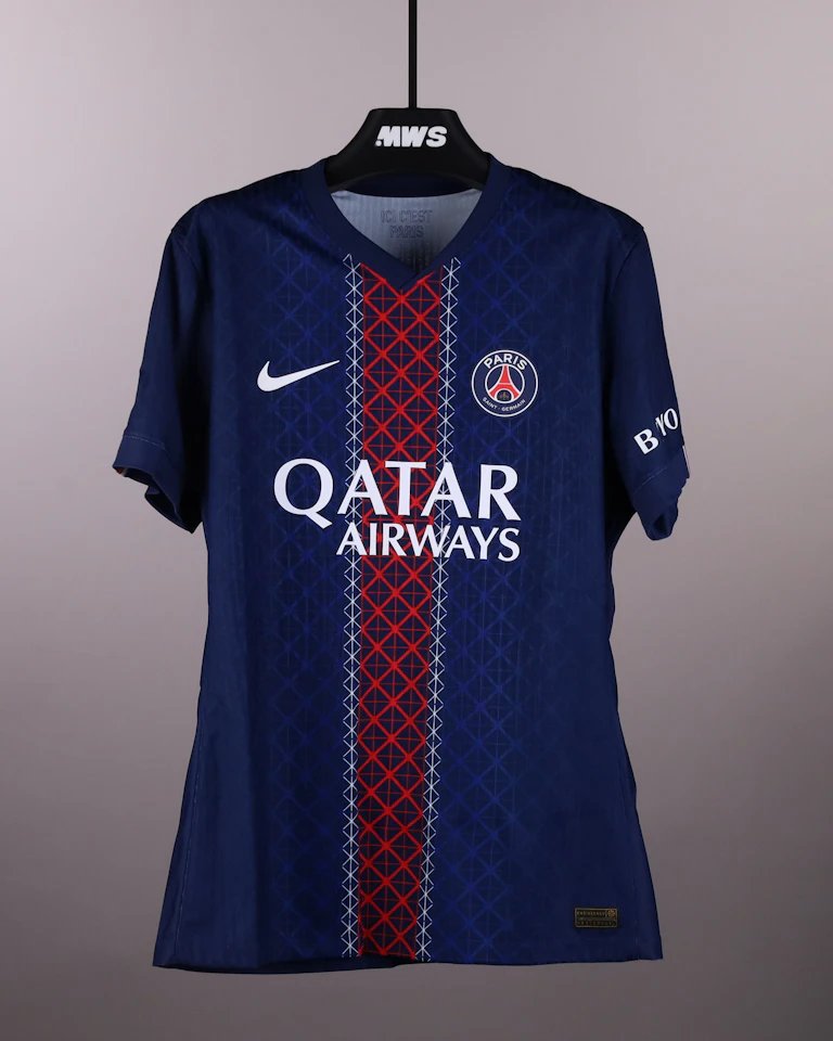 Désiré Doué Paris Saint-Germain jersey