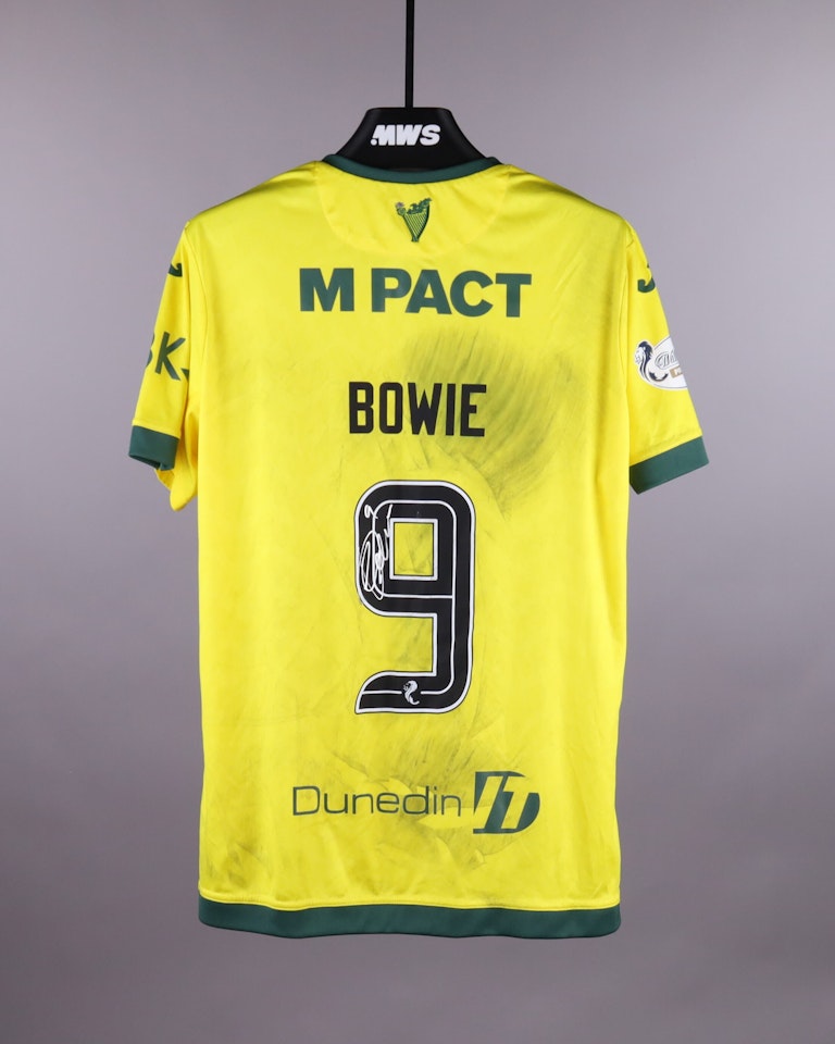 Kieran Bowie Hibernian jersey