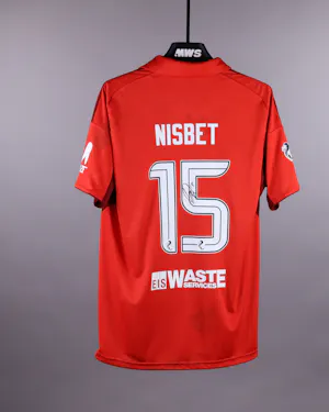 来自Aberdeen的Kevin Nisbet球衣