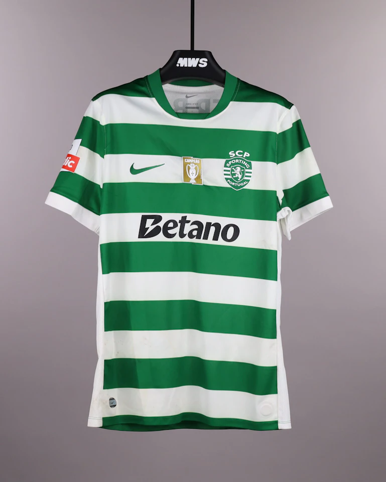 来自Sporting CP的Luis Guilherme球衣