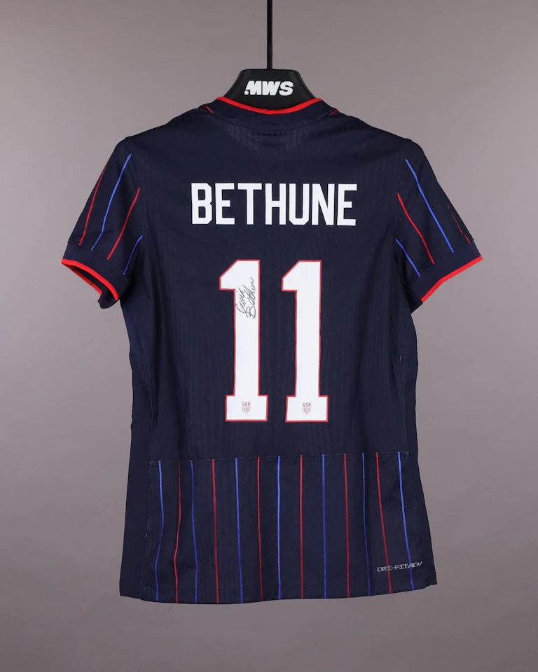 来自United States W的Croix Bethune球衣