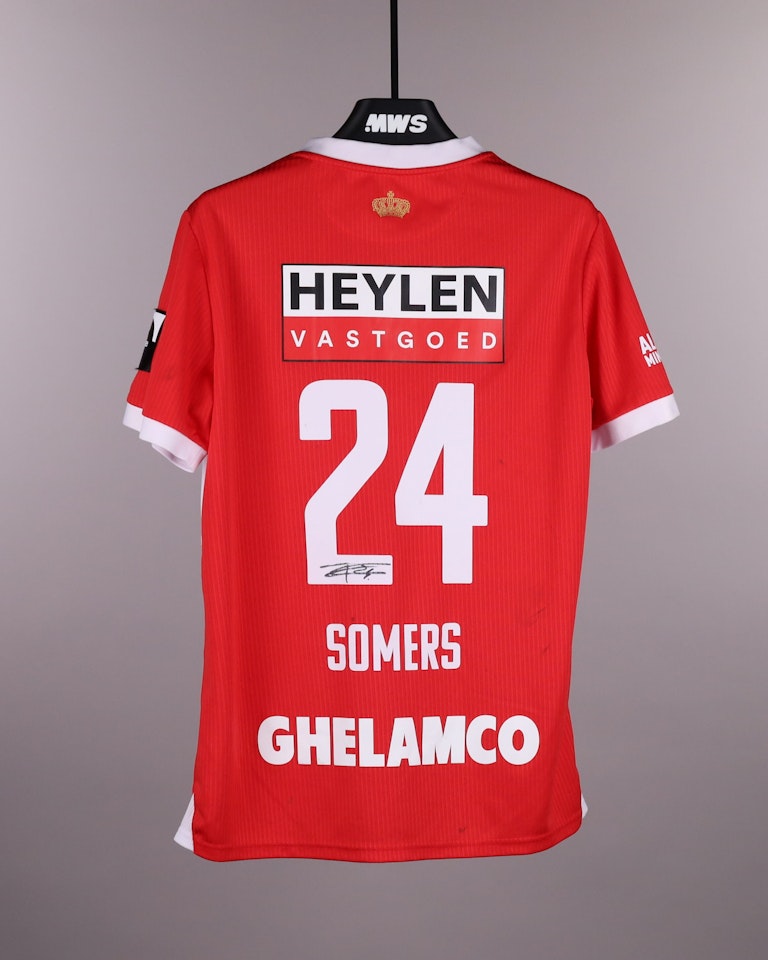 Thibo Somers Royal Antwerp FC shirt