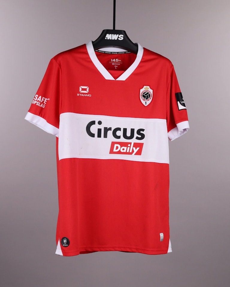 Daam Foulon Royal Antwerp FC shirt