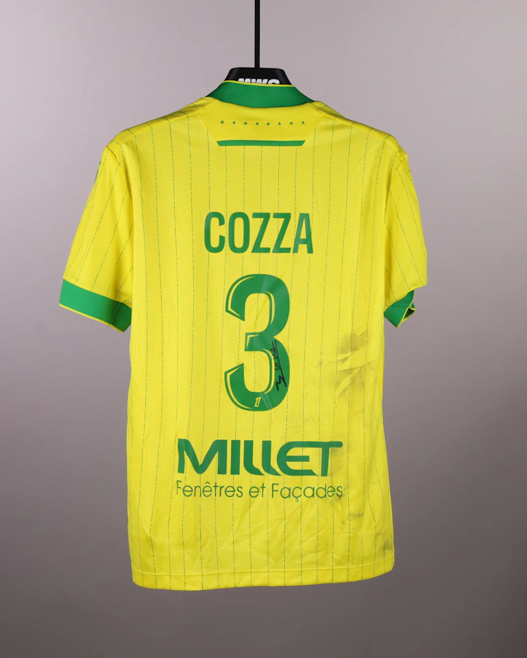 来自FC Nantes的Nicolas Cozza球衣