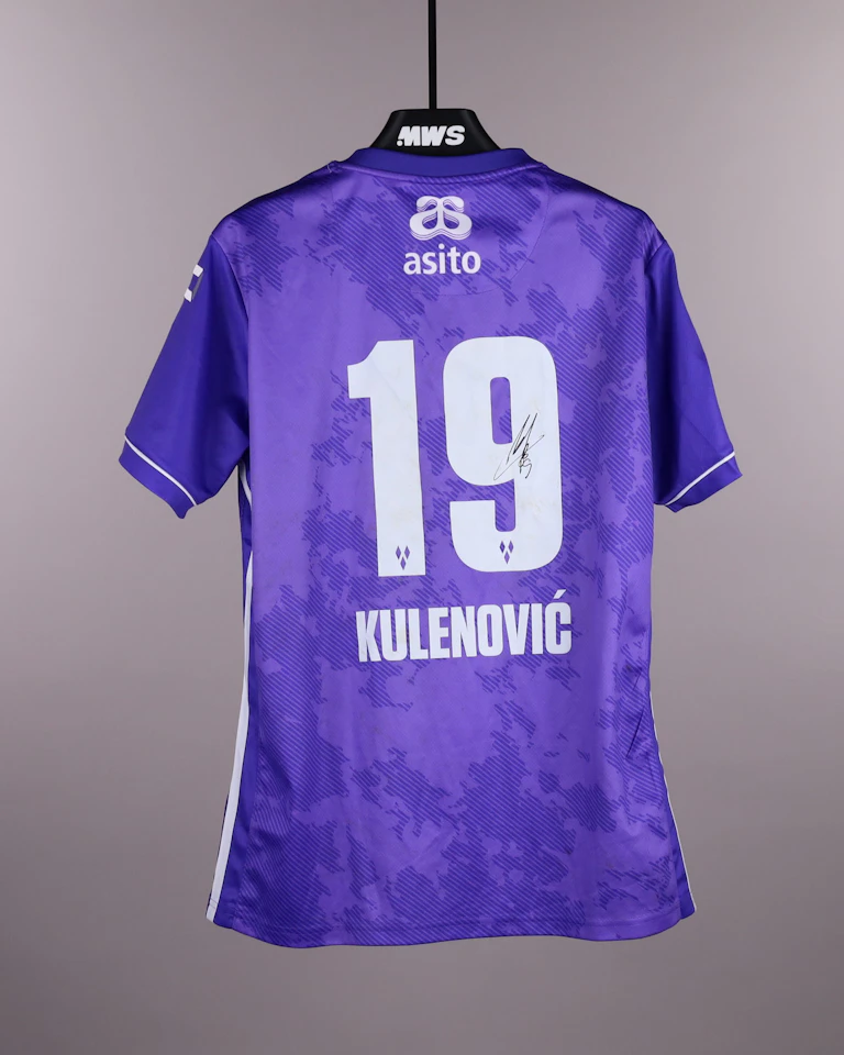 来自Heracles的Luka Kulenovic球衣