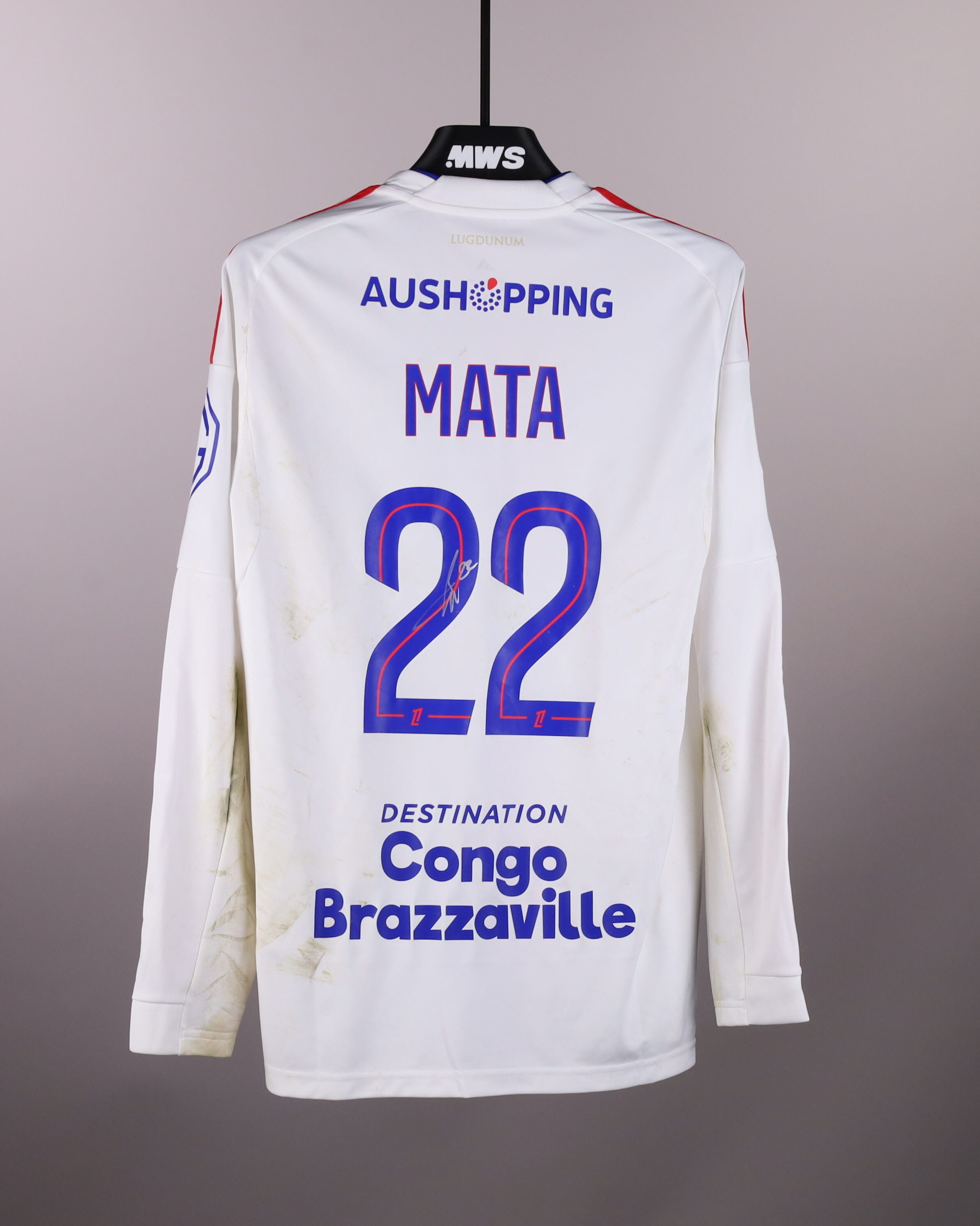 Clinton Mata Olympique Lyonnais shirt