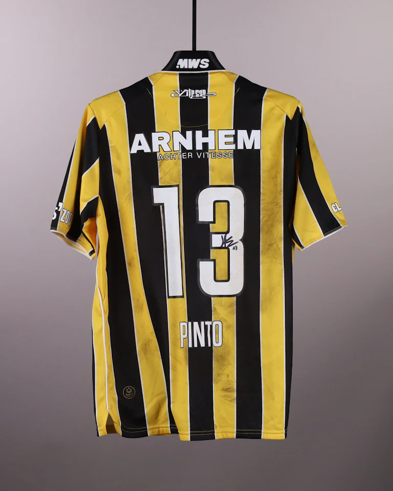 Joâo Pinto Vitesse shirt