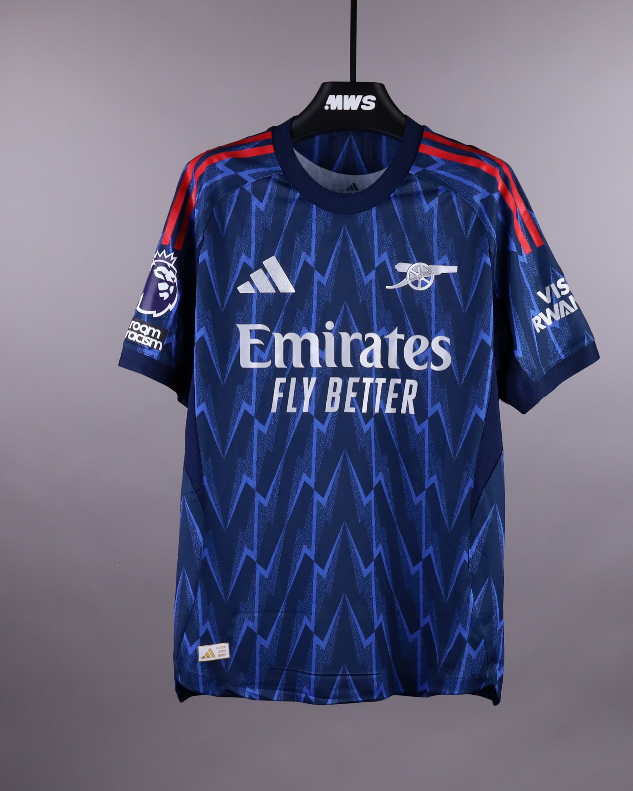 Viktor Gyökeres Arsenal shirt