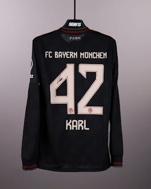 Lennart Karl FC Bayern München shirt