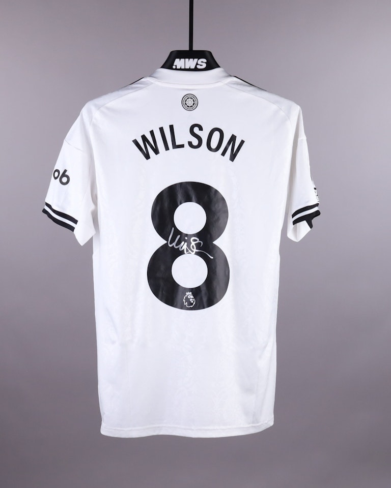 Harry Wilson Fulham jersey