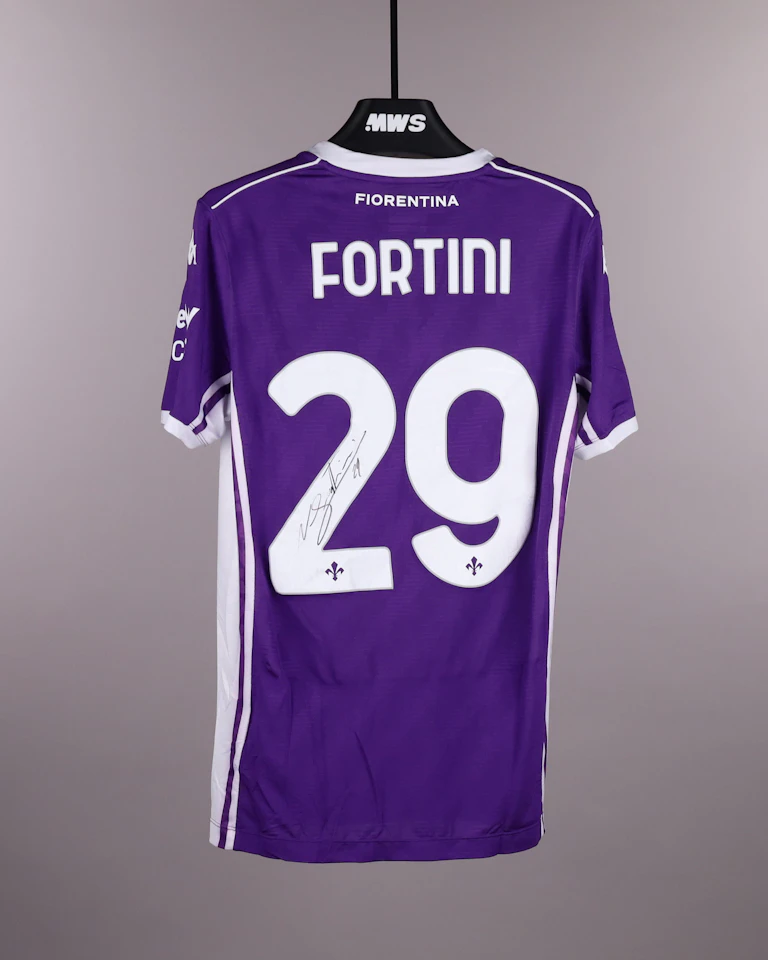 来自ACF Fiorentina的Niccolò Fortini球衣