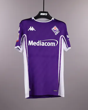 来自ACF Fiorentina的Niccolò Fortini球衣