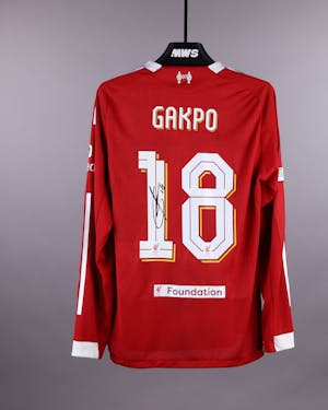 来自Liverpool的Cody Gakpo球衣