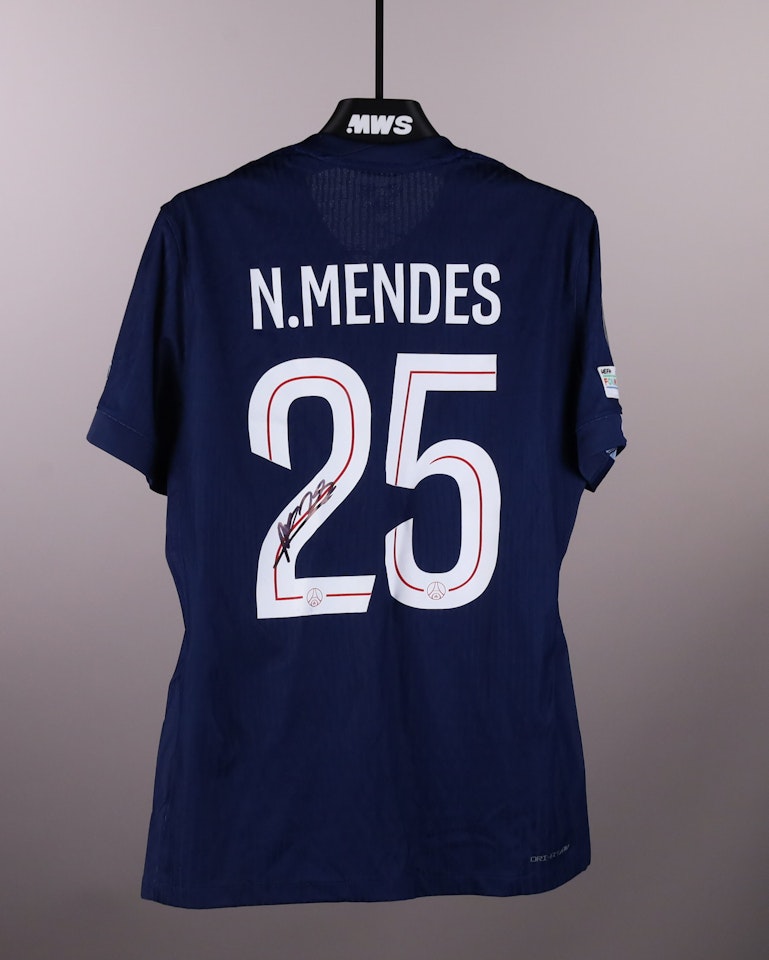 Maillot de Nuno Mendes (Paris Saint-Germain)
