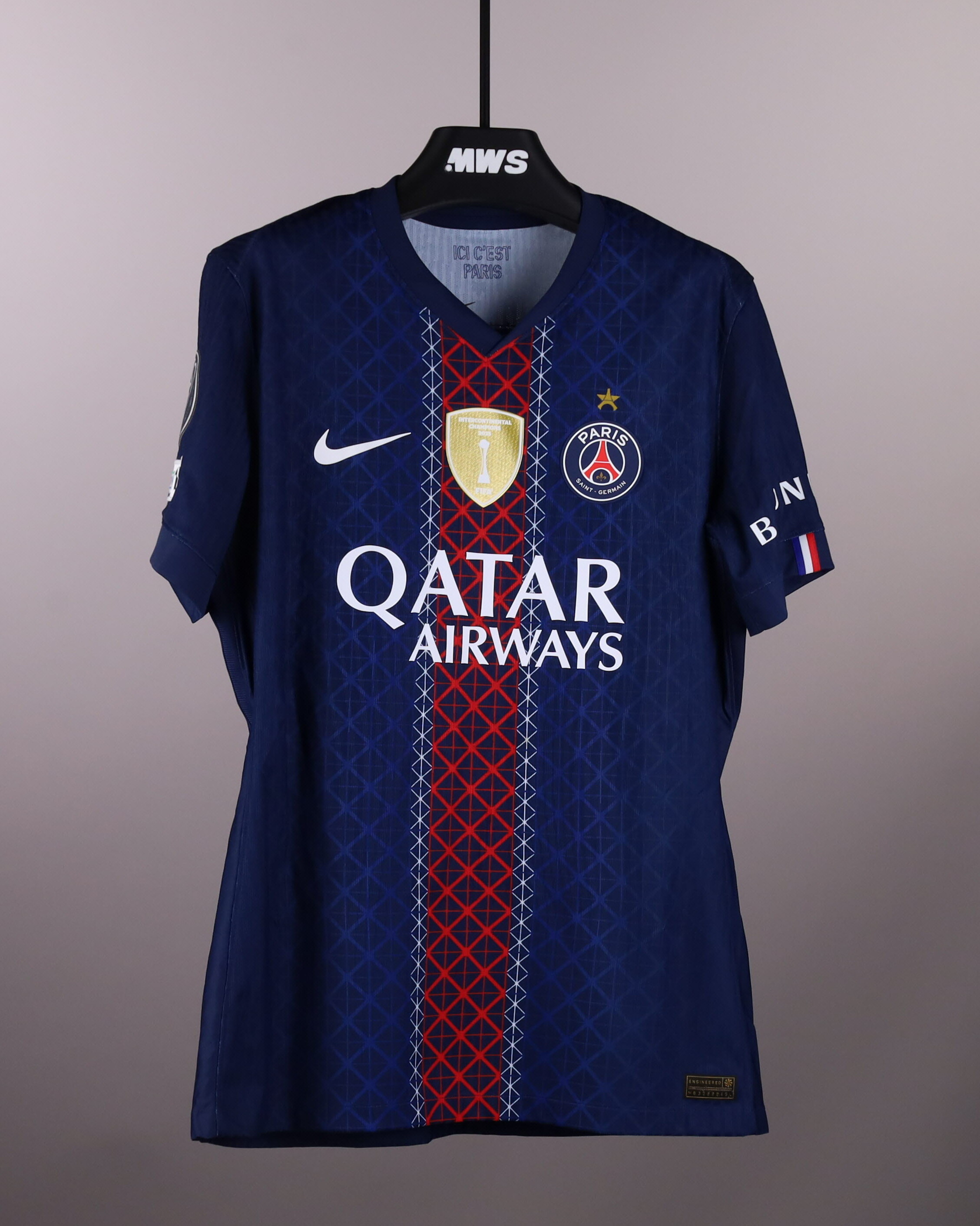 Nuno Mendes Paris Saint-Germain shirt
