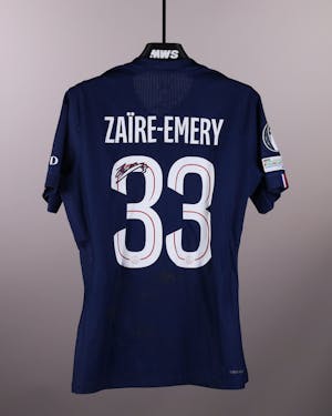 来自Paris Saint-Germain的Warren Zaïre-Emery球衣