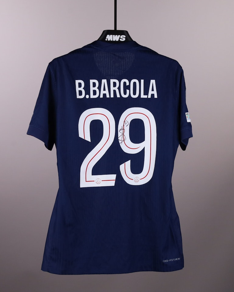 Bradley Barcola Paris Saint-Germain のシャツ