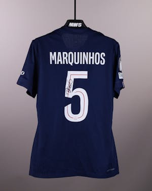 Paris Saint-Germain 팀의 Marquinhos 셔츠