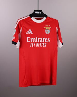 Amar Dedić SL Benfica forması