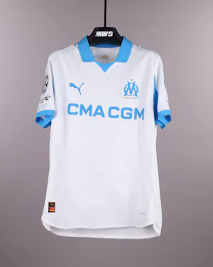 来自Olympique de Marseille的Pierre-Emerick Aubameyang球衣