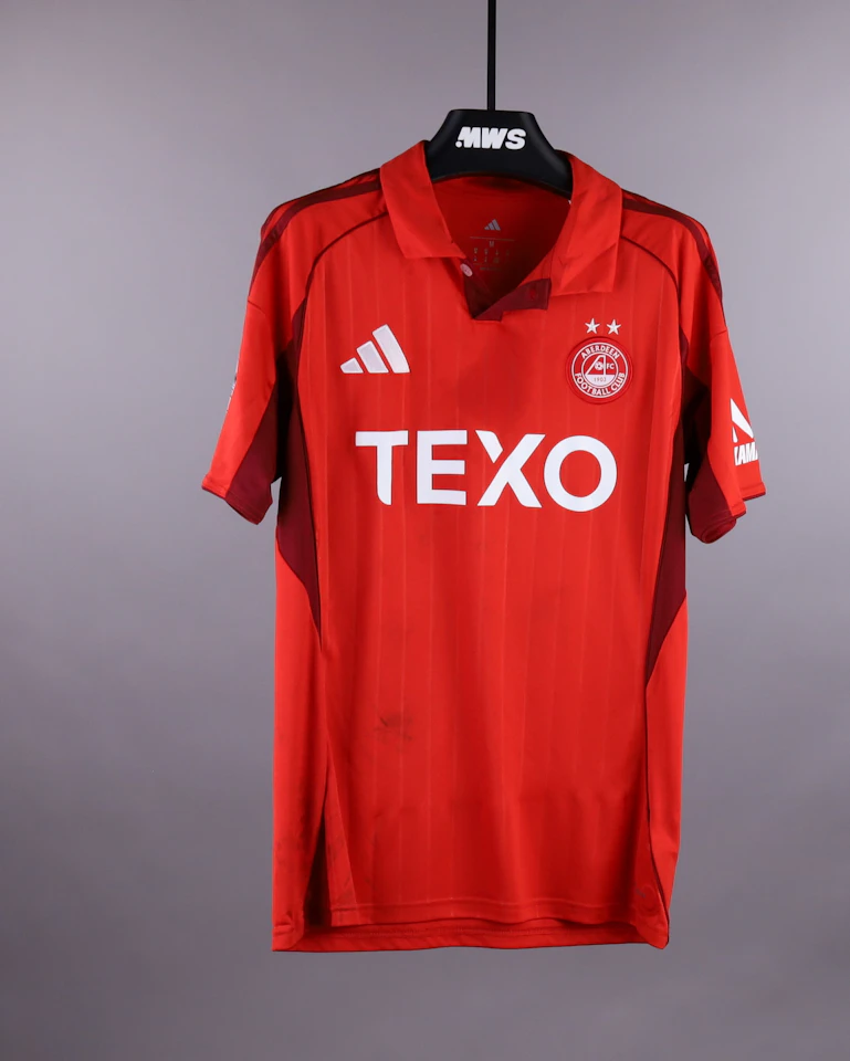 来自Aberdeen的Mats Knoester球衣