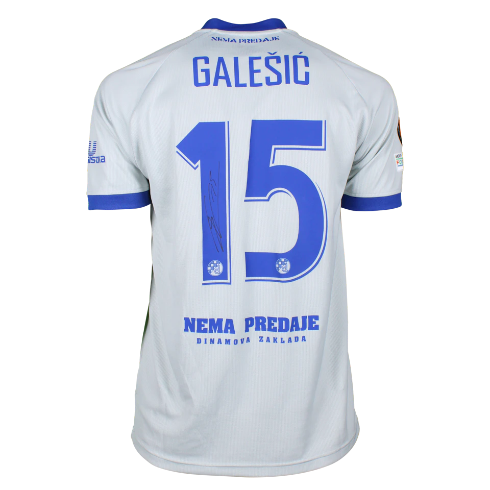 来自Dinamo Zagreb的Niko Galešić球衣