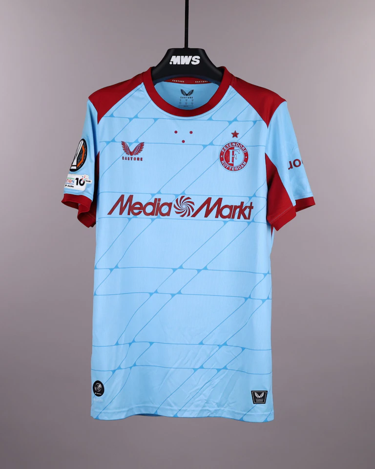 来自Feyenoord的Shaqueel van Persie球衣