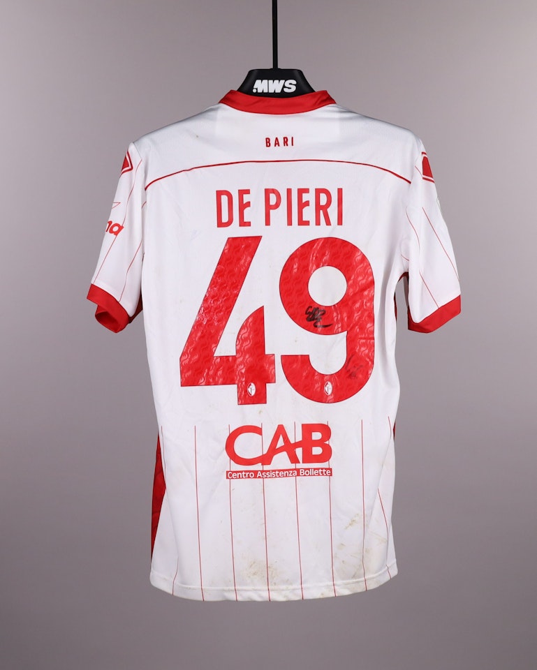 Giacomo De Pieri S.S.C. Bari jersey