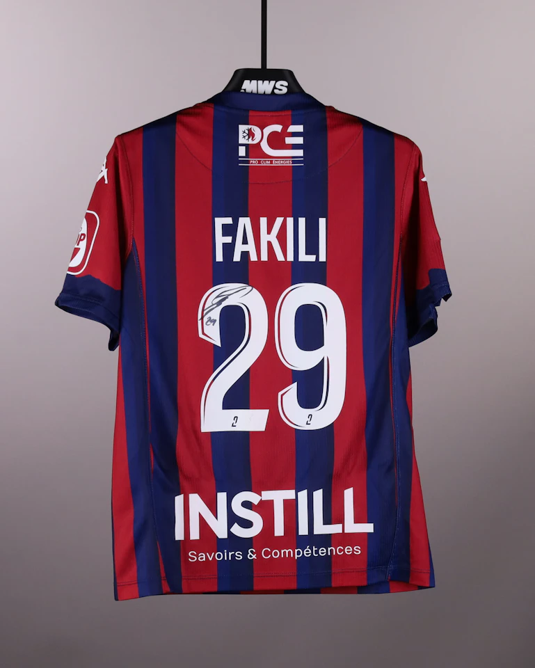 来自Clermont Foot 63的Ilhan Fakili球衣