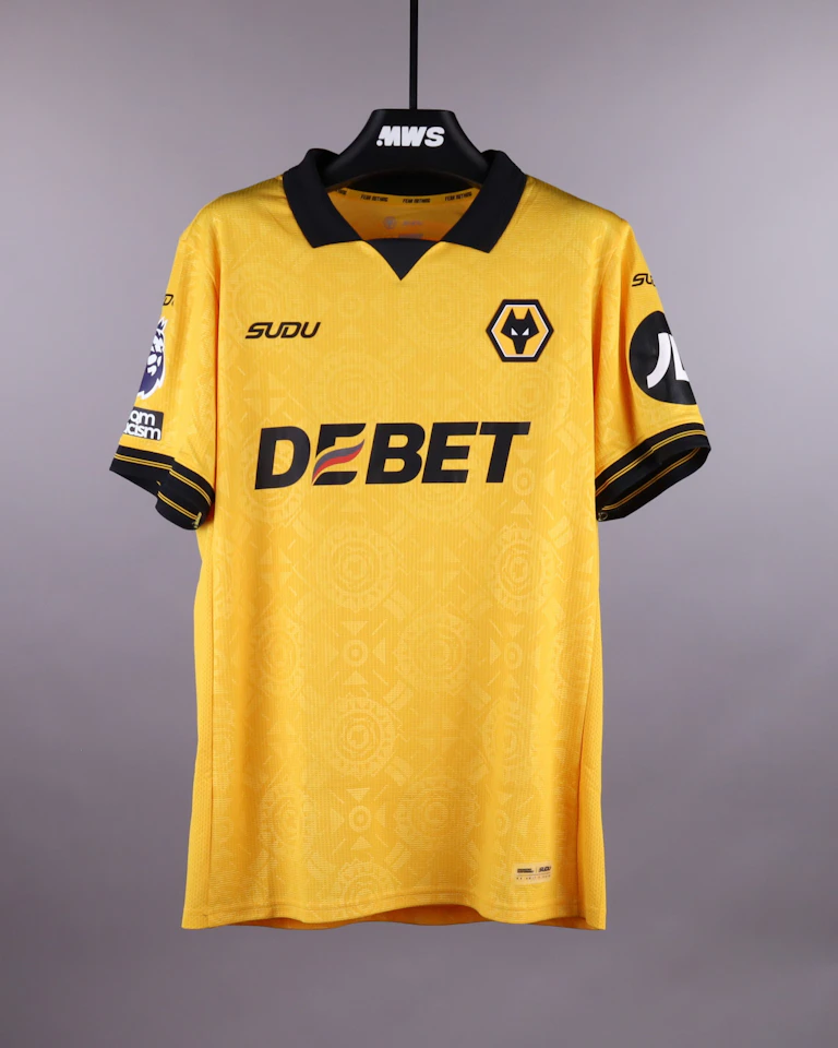 Santiago Bueno Wolverhampton Wanderers shirt