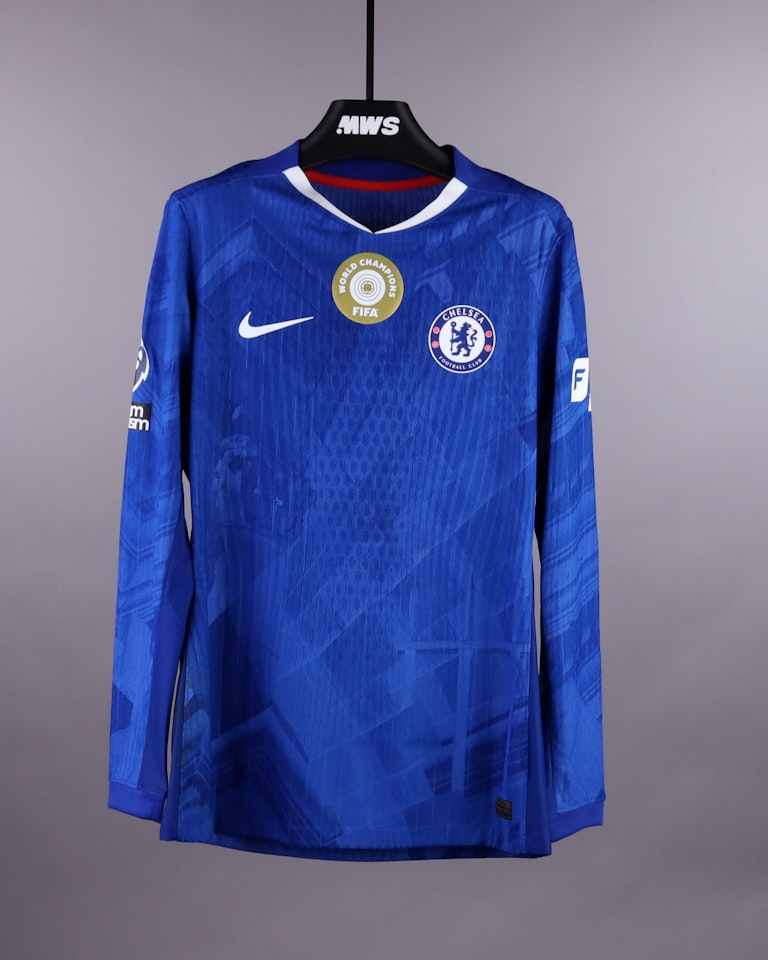 Enzo Fernández Chelsea jersey