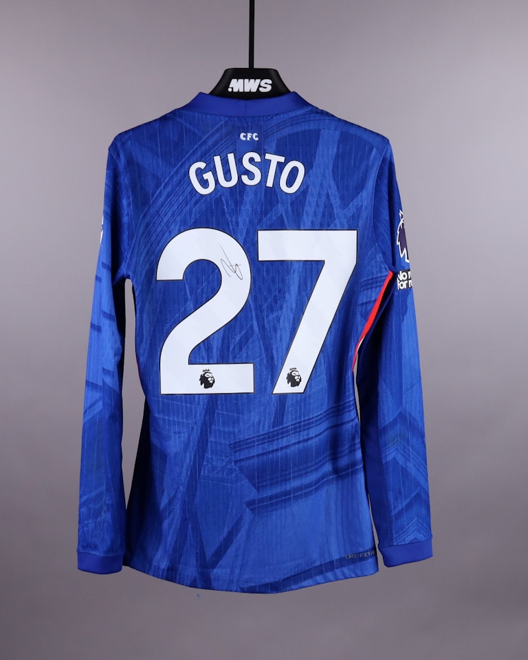 Malo Gusto Chelsea jersey