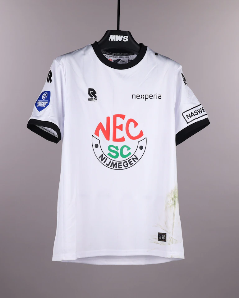 来自N.E.C.的Youssef El Kachati球衣