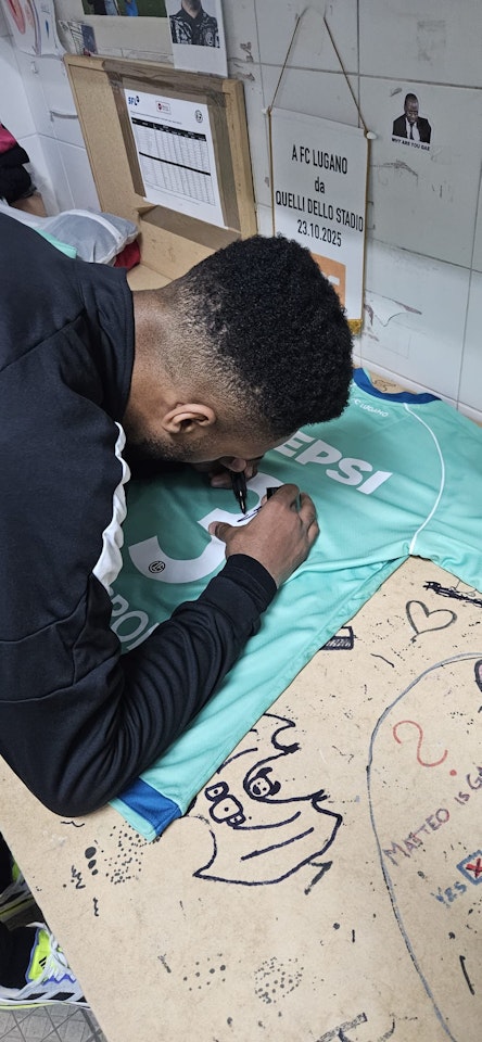 Hannes Delcroix FC Lugano jersey