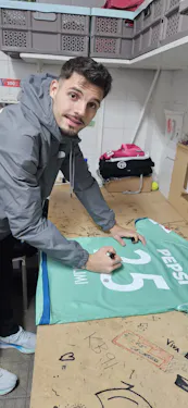 来自FC Lugano的Uran Bislimi球衣