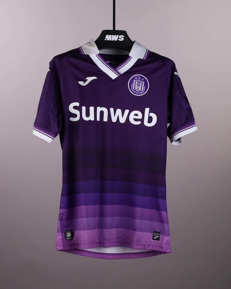 Camisola de Nathan-Dylan Saliba, RSC Anderlecht