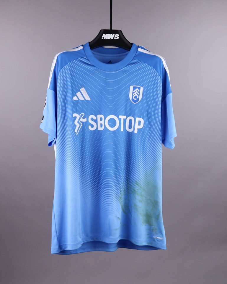 Bernd Leno Fulham jersey