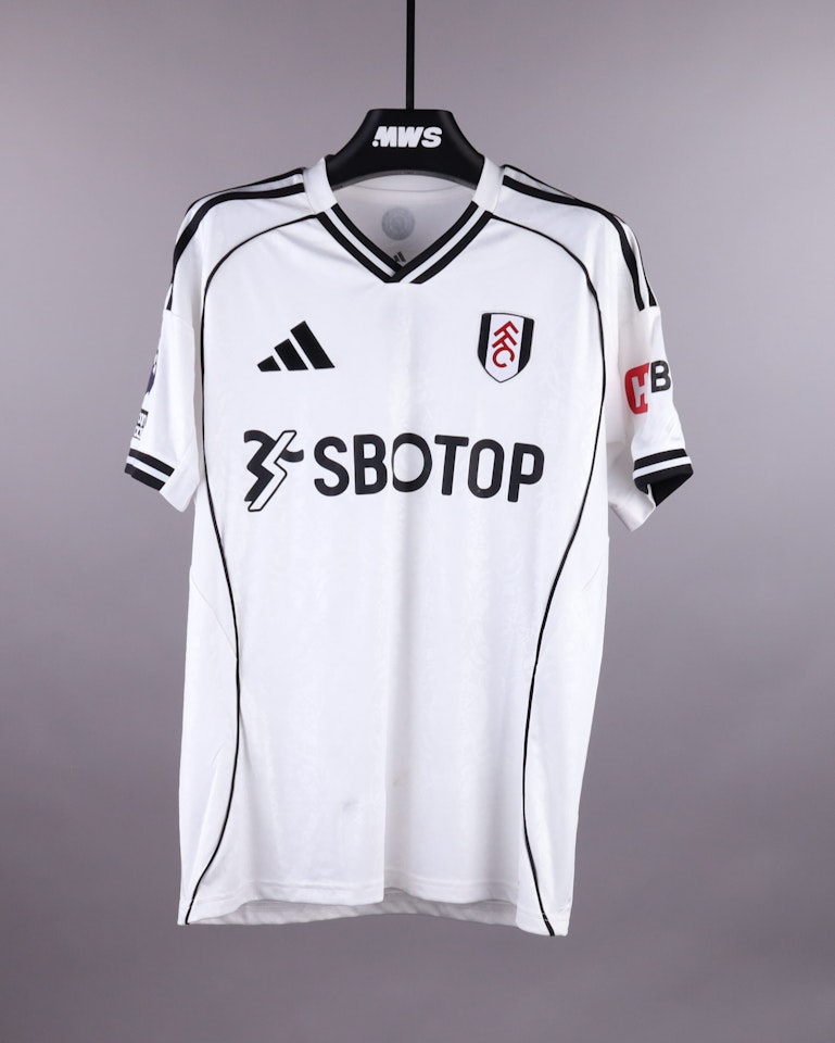 Antonee Robinson Fulham jersey