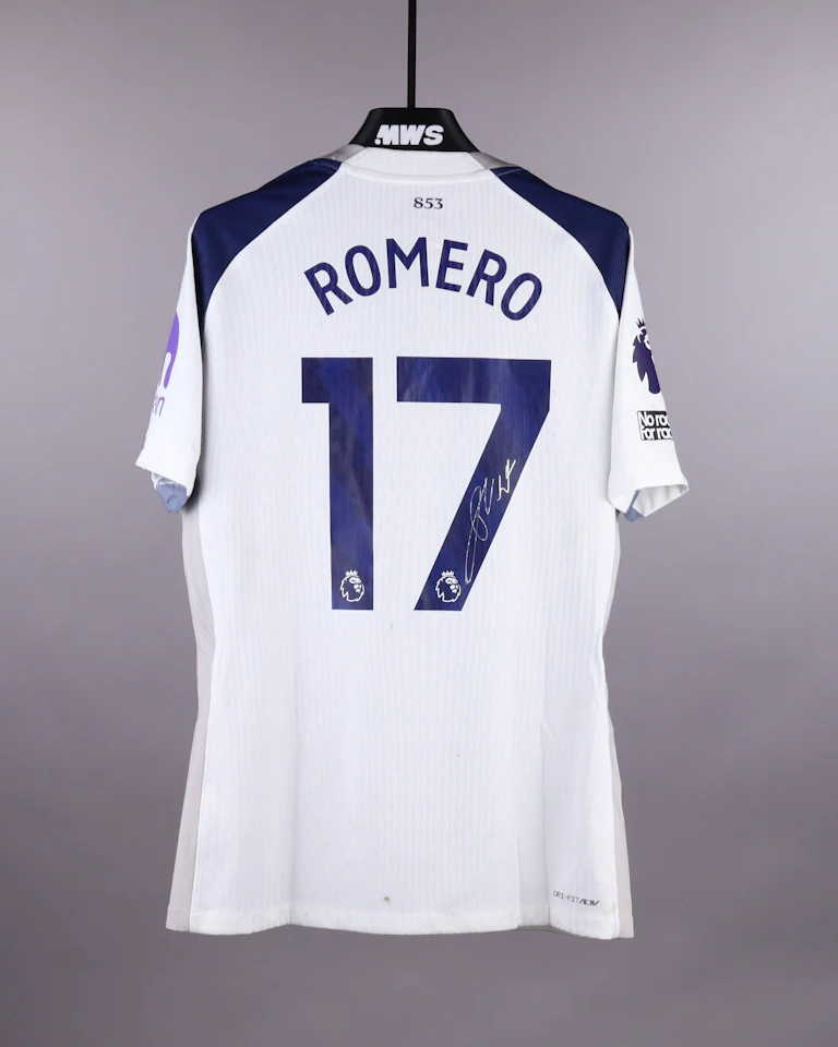 Cristian Romero Tottenham Hotspur shirt